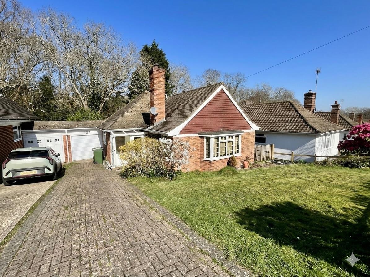 Knowle Road, Fairlight